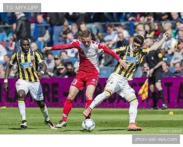 诺丁汉森林2-1卢顿，取得关键保级三分